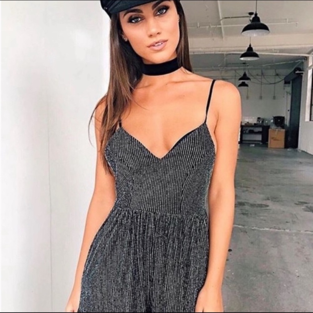 5 for $25🎈Tiger mist silver and black sparkly romper